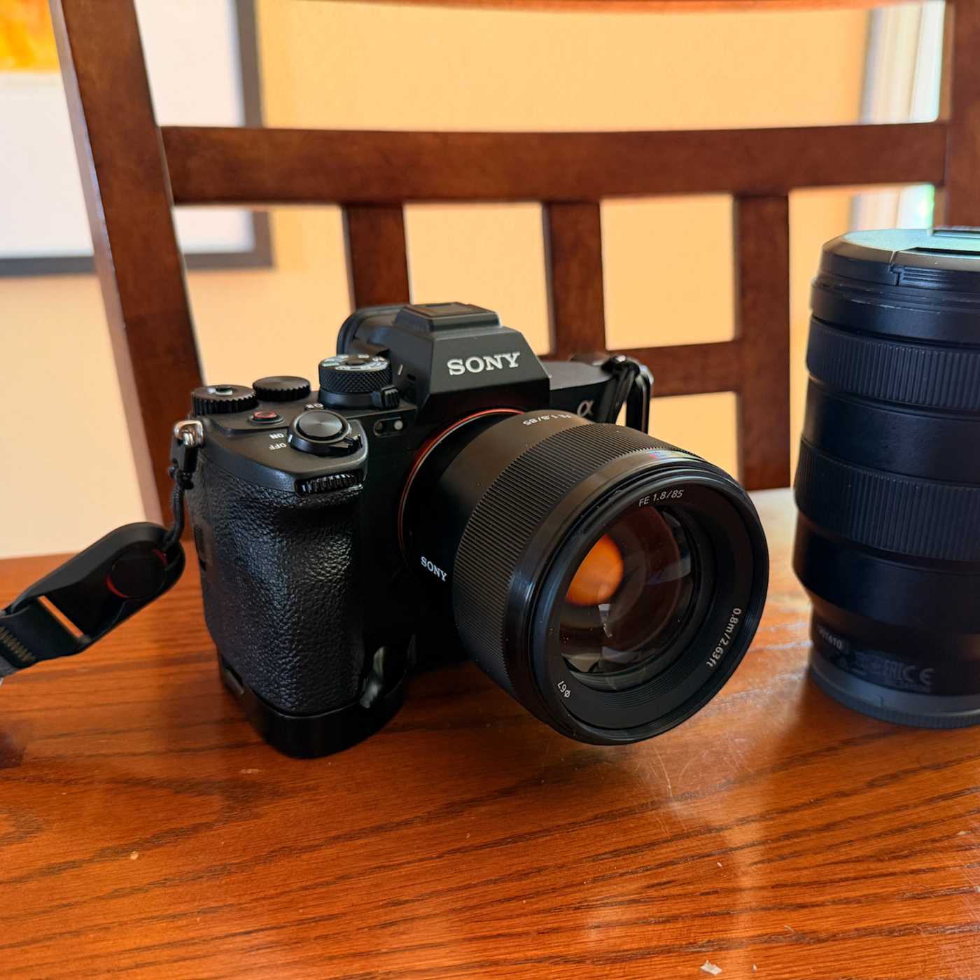 PhotoActive 213: Jeff Goes to the Dark Side (Sony)