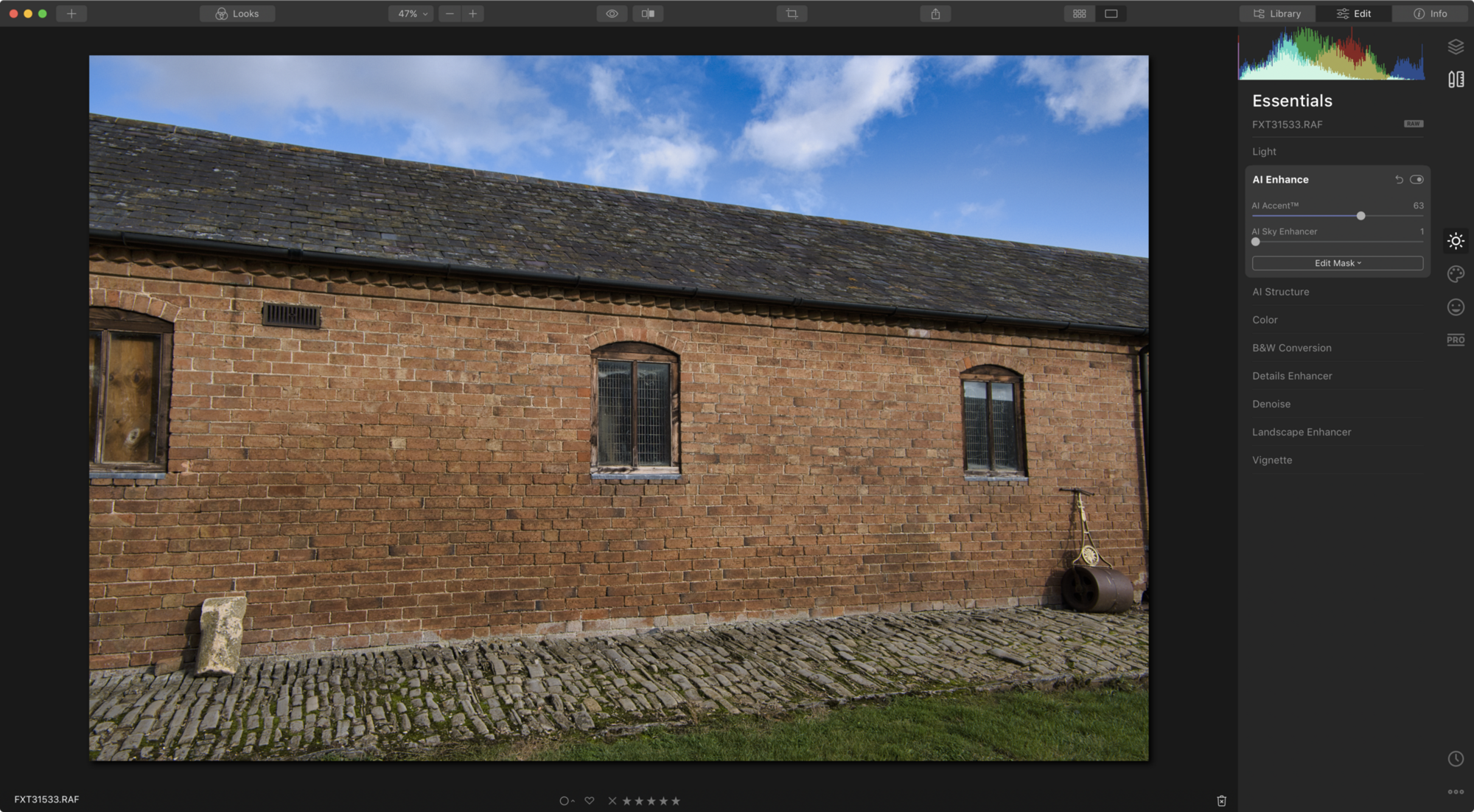 Barn image after applying only the AI Enhance slider Photo: Kirk McElhearn