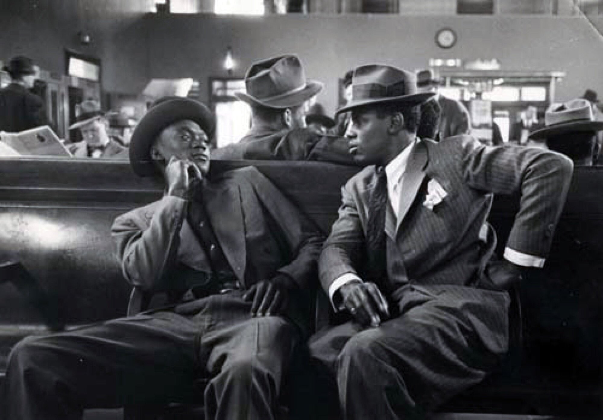 Bubley, Esther: Greyhound Bus Terminal, New York City, 1947