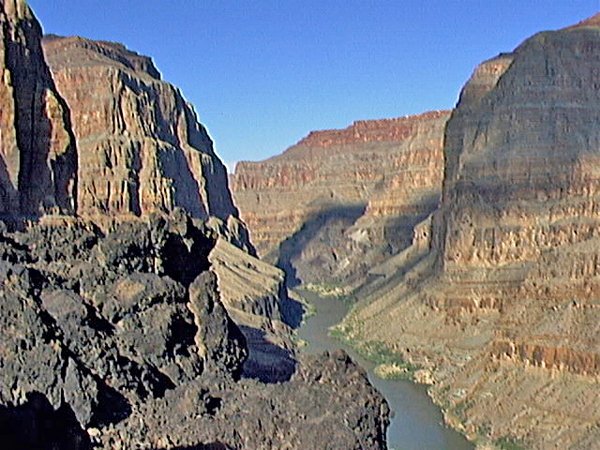 Bryan Jones’s photo of the Grand Canyon shot using an Apple QuickTake camera.
