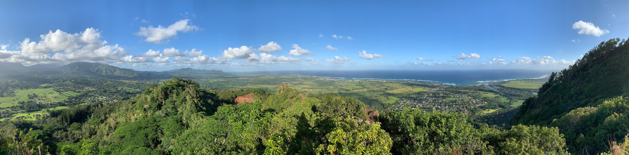 iPhone XS Panorama from the top of Sleeping Giant, Kauai Camera: iPhone XS Shutter speed: 1/1800 sec Aperture: f/1.8 ISO: 25 Photo: Jeff Carlson