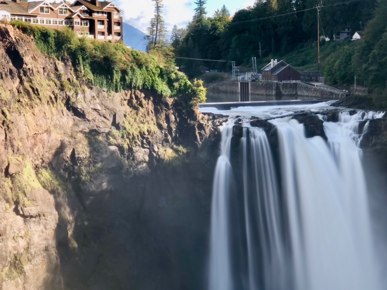 Silky waterfall using the Long Exposure effect on a Live Photo
